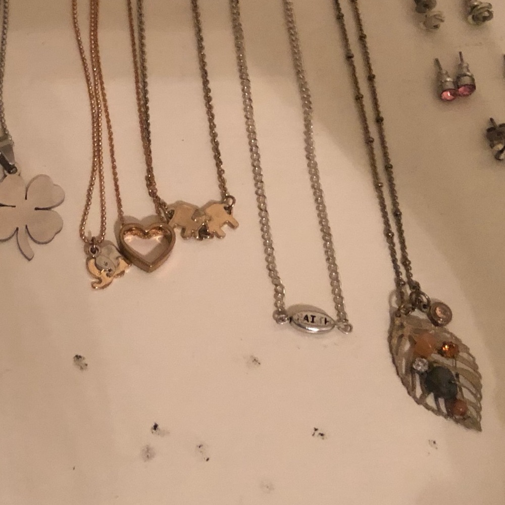 Beautiful Assorted Jewelry Bundle! - Picture 5 of 5